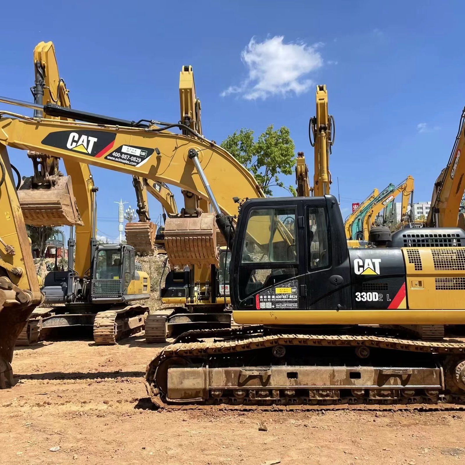 CAT330D2L
