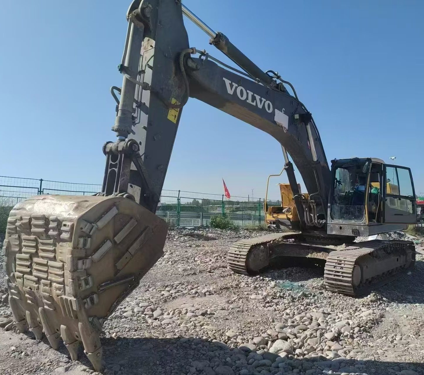 VOLVO EC380DL